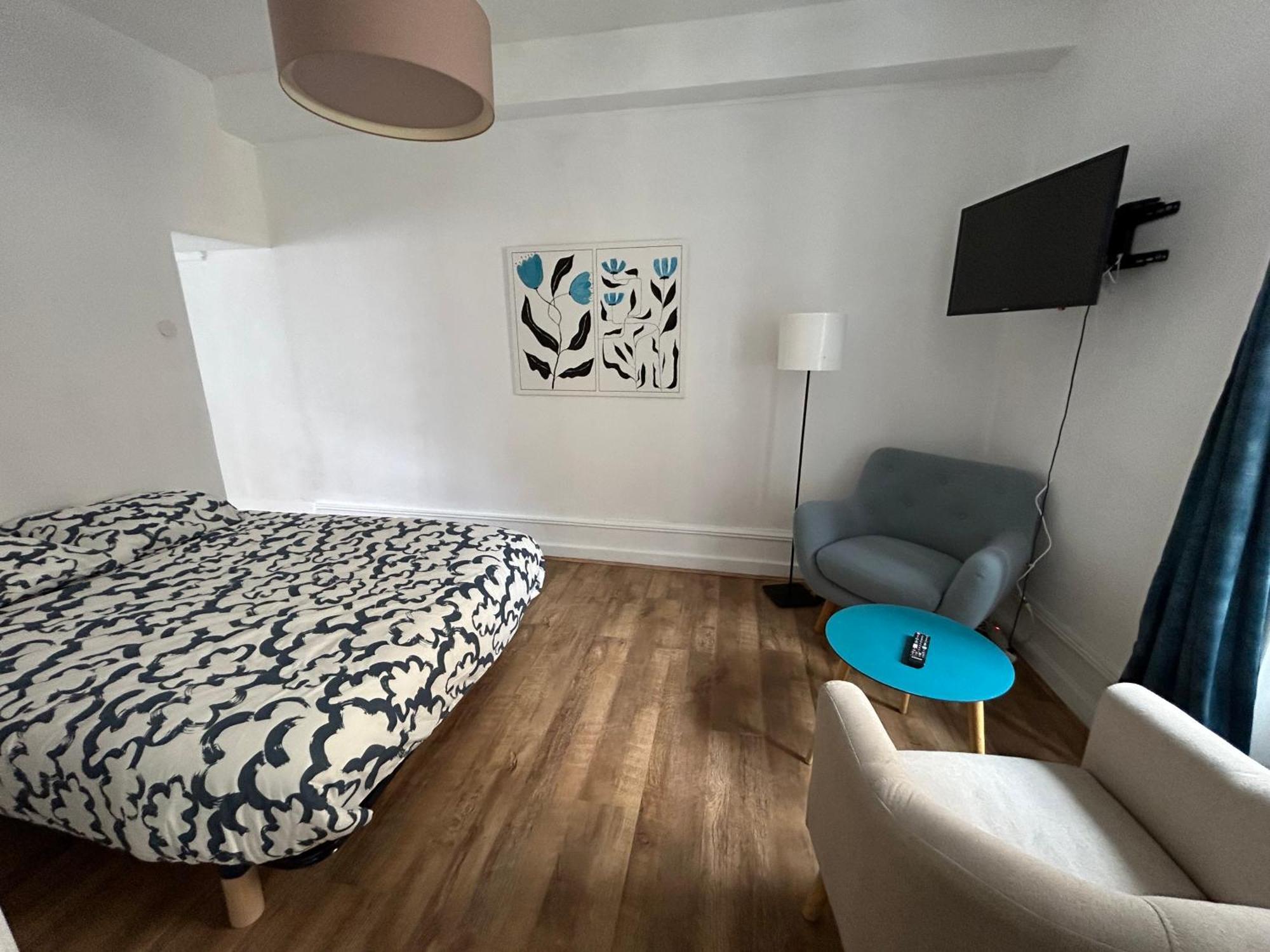 Appartement Cosy Charme Ancien Thizy-les-Bourgs Ngoại thất bức ảnh